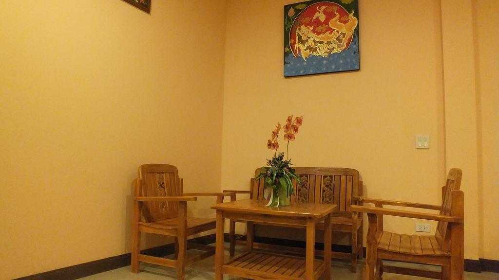Kala House Hotell Sukhothai Exteriör bild